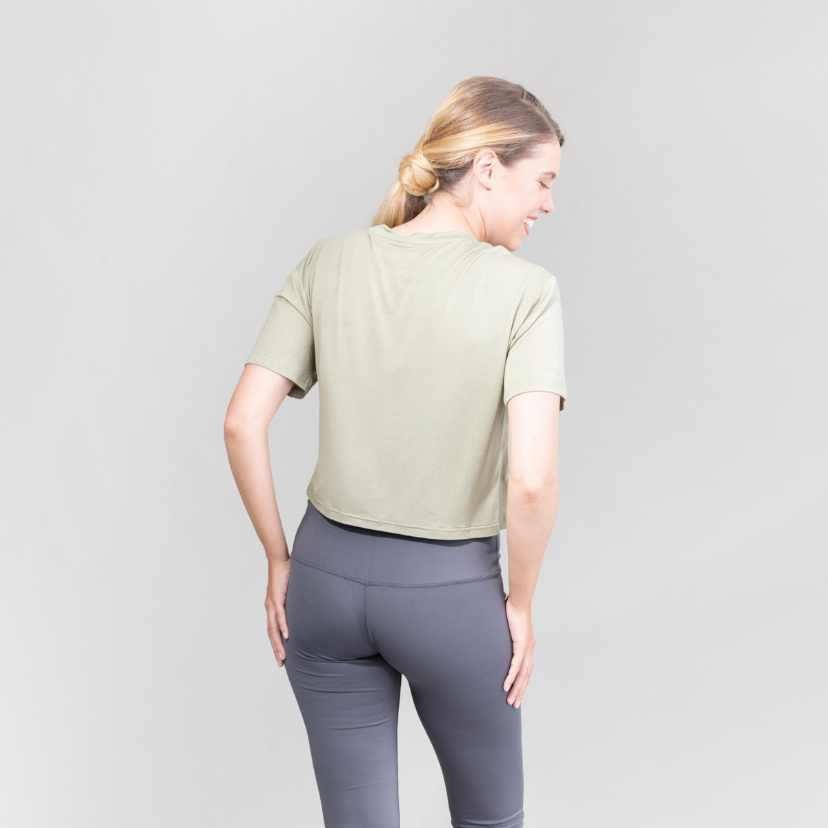 Womens Highnoon V Neck Croptop UPF50+