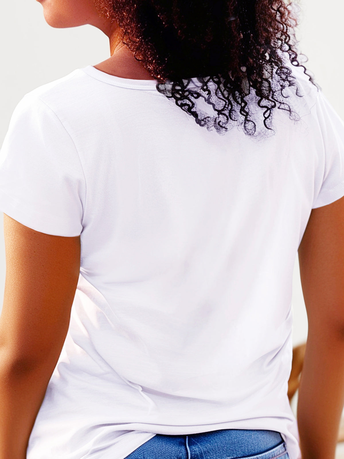 Graphic T-Shirt for Women with The Phrase 'Just Be Cool', Featuring a Crew Neck, Short Sleeves, And Made from Breathable And Soft Material, Perfect for Casual Wear in Spring And Summer