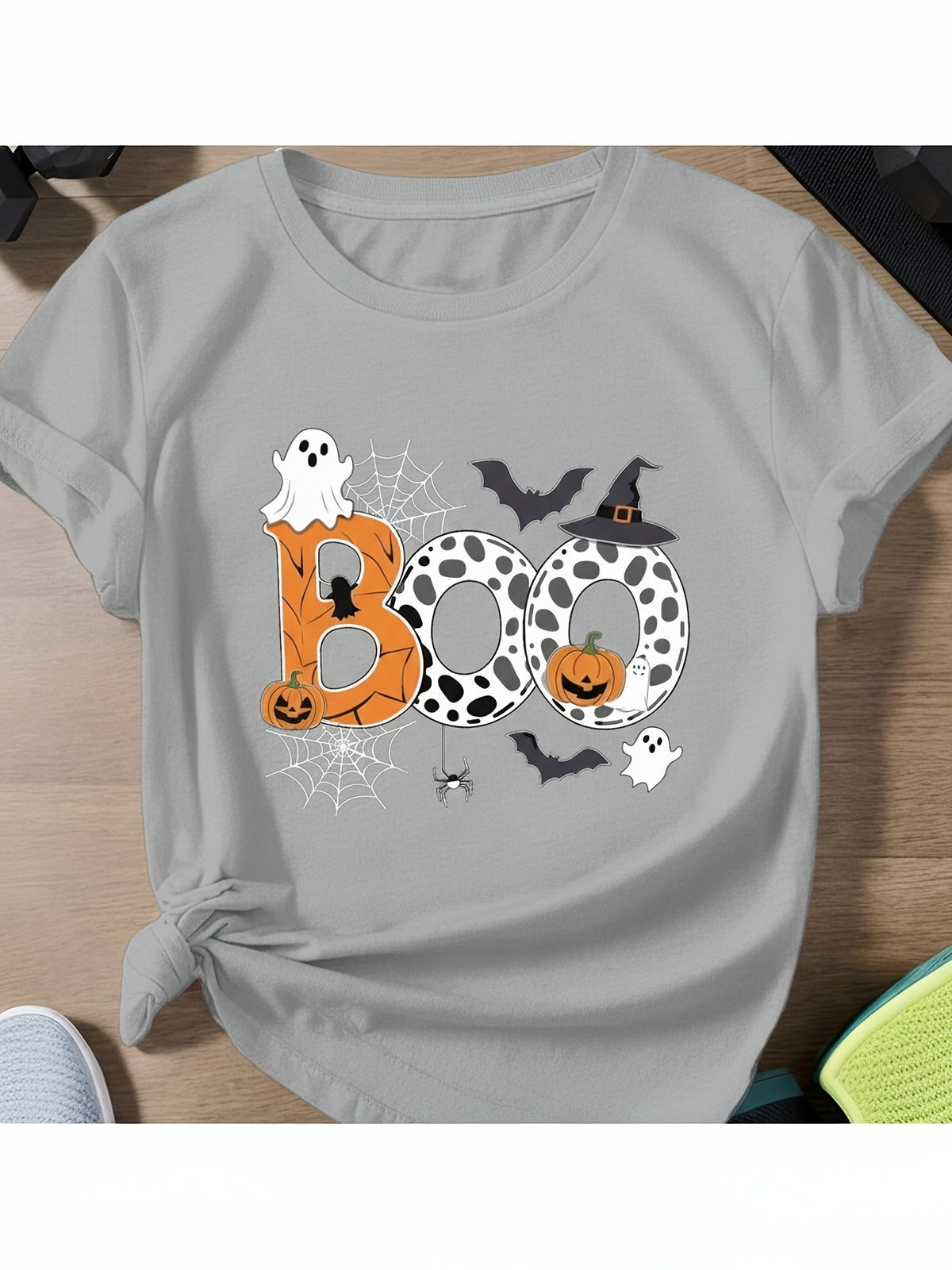 Women'S Short Sleeve T-Shirt for Halloween with a BOO Design