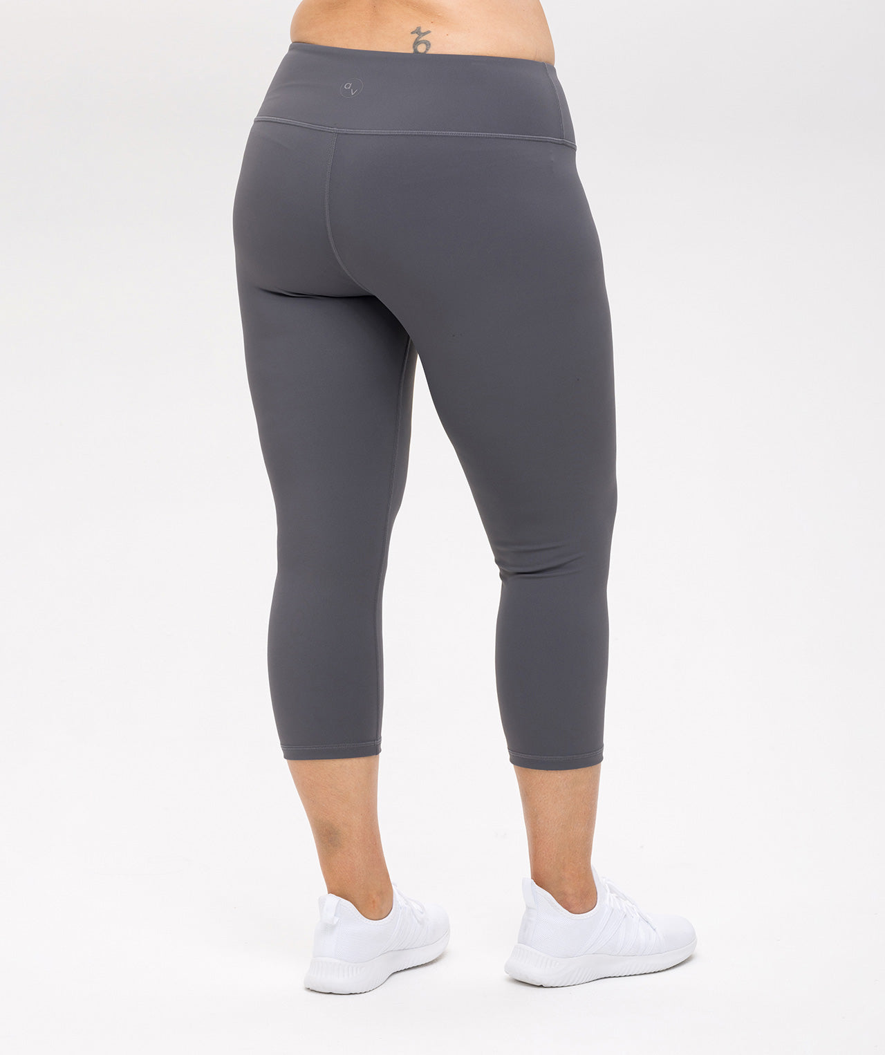 Surge 21" Crop Leggings UPF50+