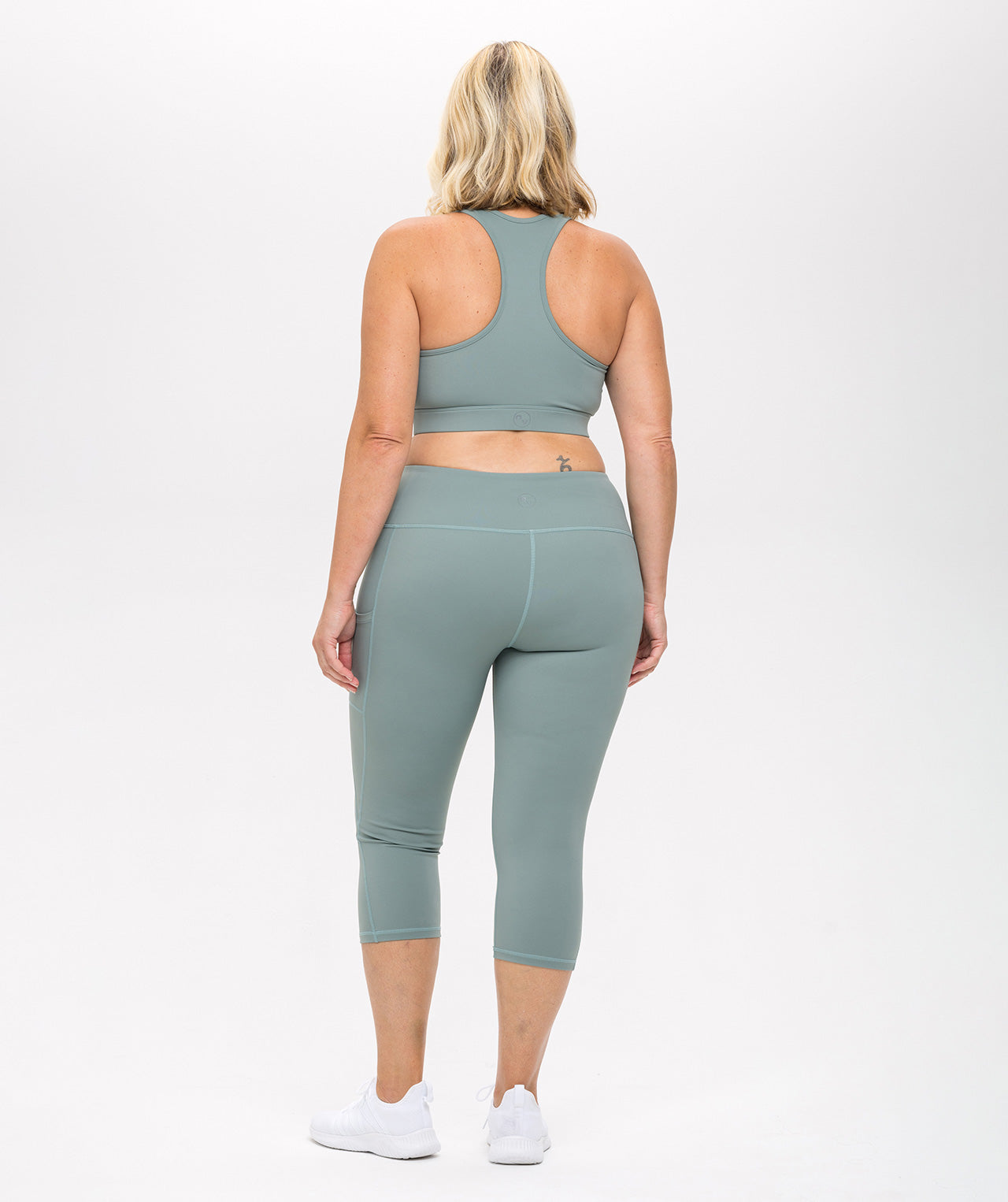 Surge 21" Crop Leggings UPF50+