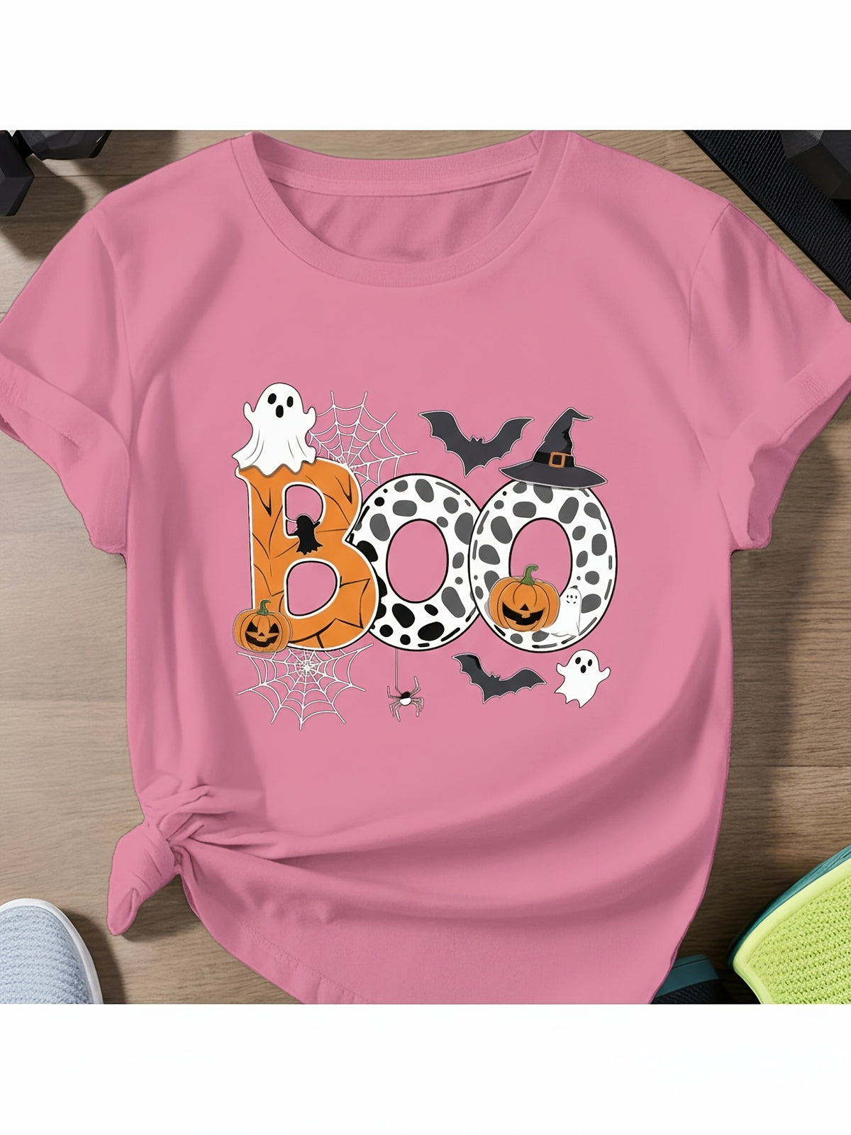Women'S Short Sleeve T-Shirt for Halloween with a BOO Design