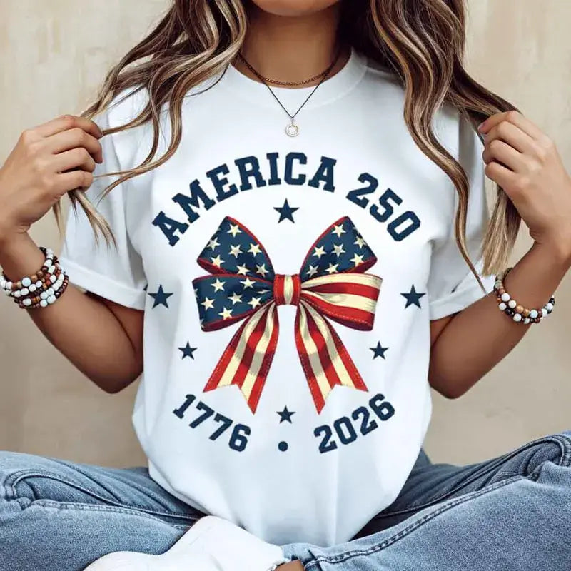 Women's Short-Sleeve Round Neck Flag T-Shirt, White America 250 Stars And Stripes Bow Print Casual Top For Independence Day Celebration, Lady, Bow‑Print Flair